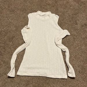 American eagle shoulder cut out long sleeve
